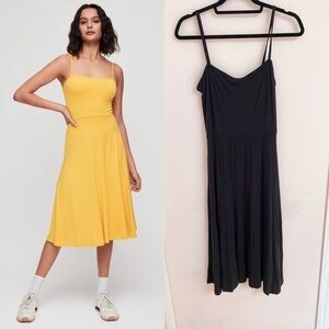 Aritzia Wilfred Free Roseanne Dress